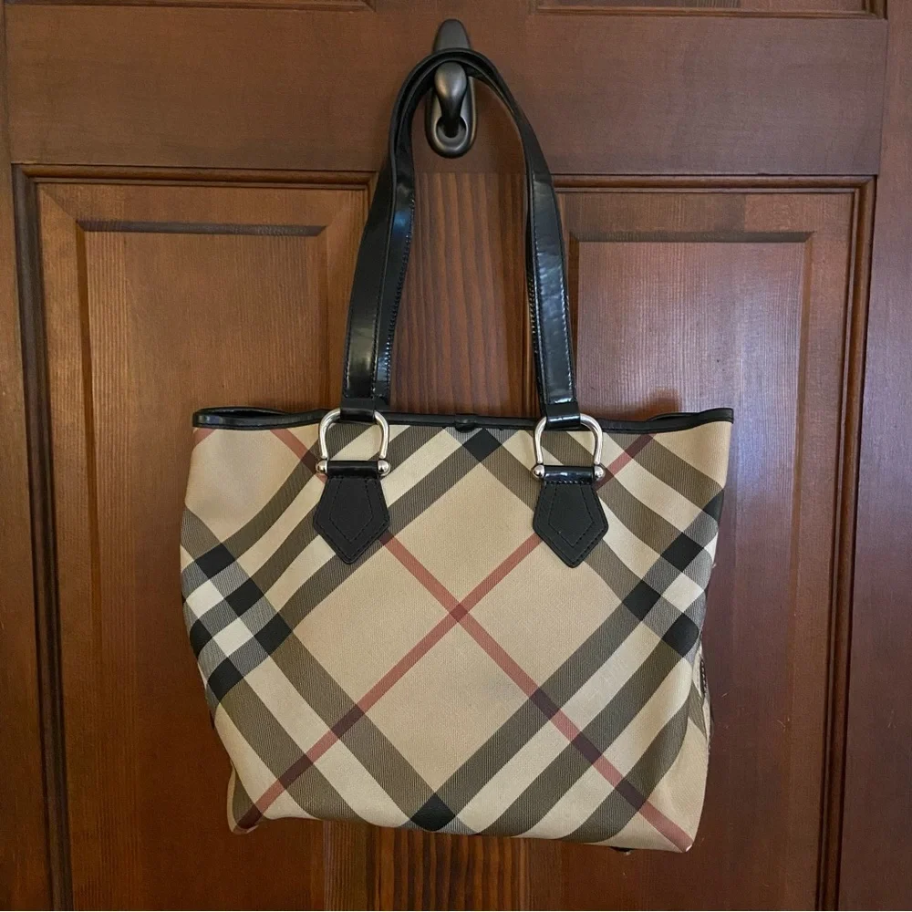 Burberry authentic novacheck